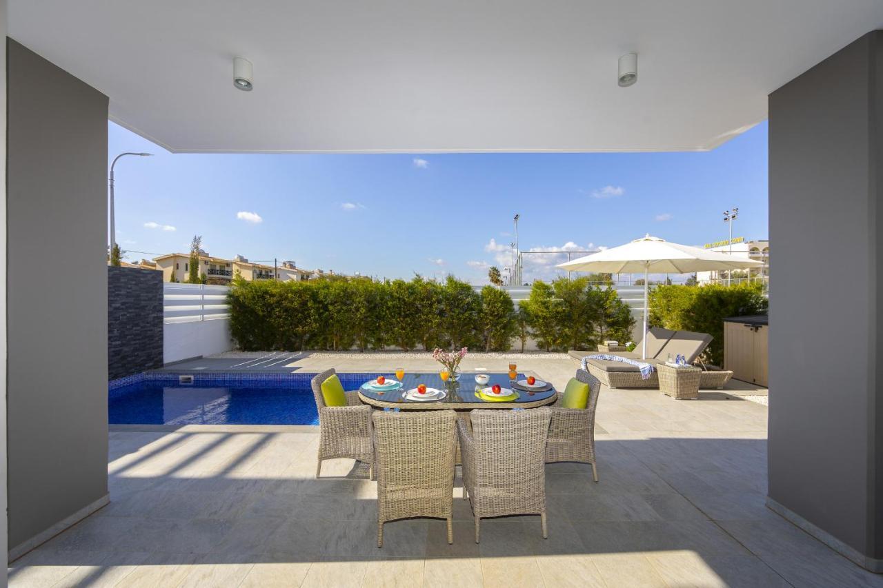 Pernera Beach Villa Protaras Exteriör bild